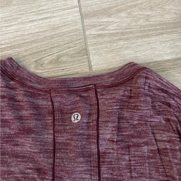 lululemon tshirt bundle - Picture 6 of 7